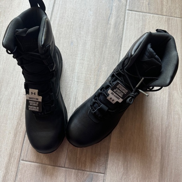 UNDER ARMOUR MENS Black Stellar G2 8\